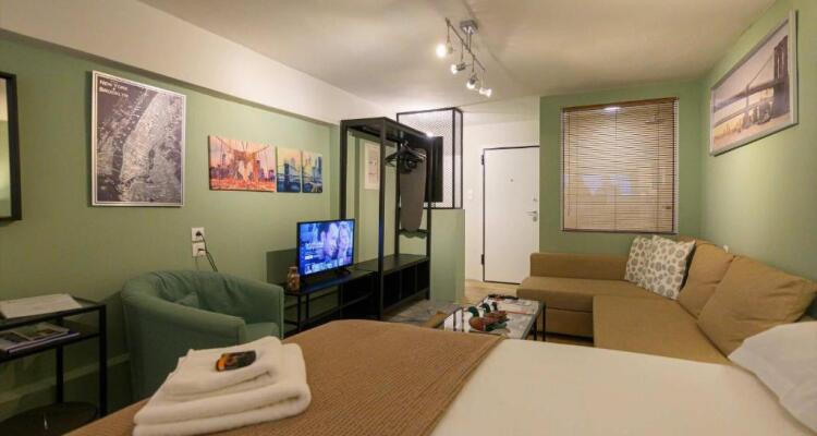 Pol & 's Studio, Kalamata Mediterranean Apartments