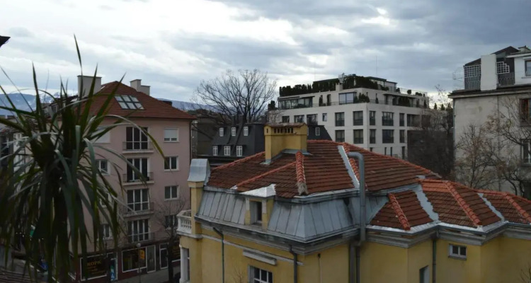 Atelier 9 Art Mansard Studio