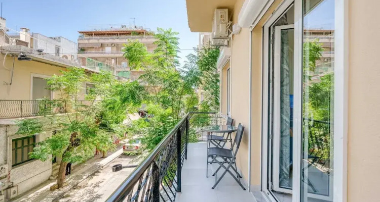 Zografou Bright Getaway Athens City Escape