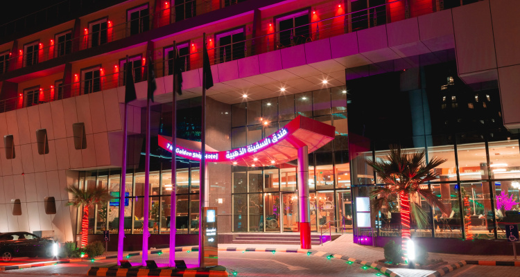 Golden Ship Hotel