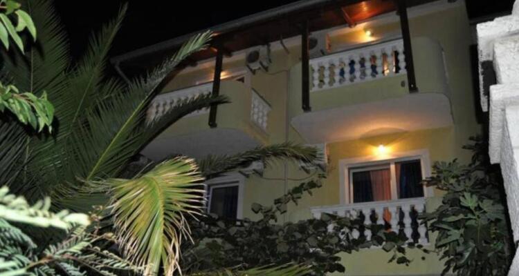 Cozy Apartment With Breakfast On Request 1