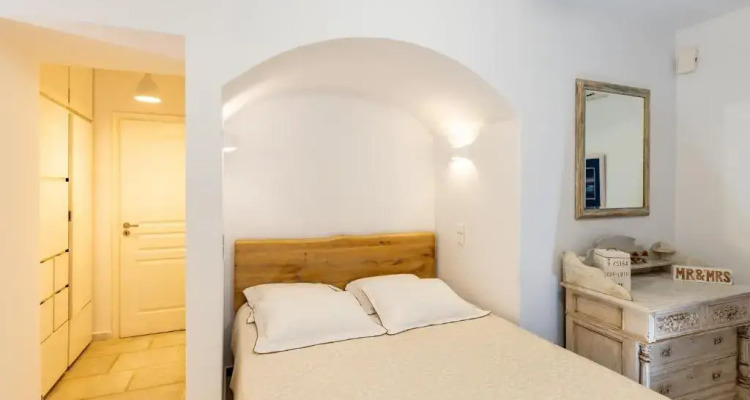 Mykonos Psarou Place