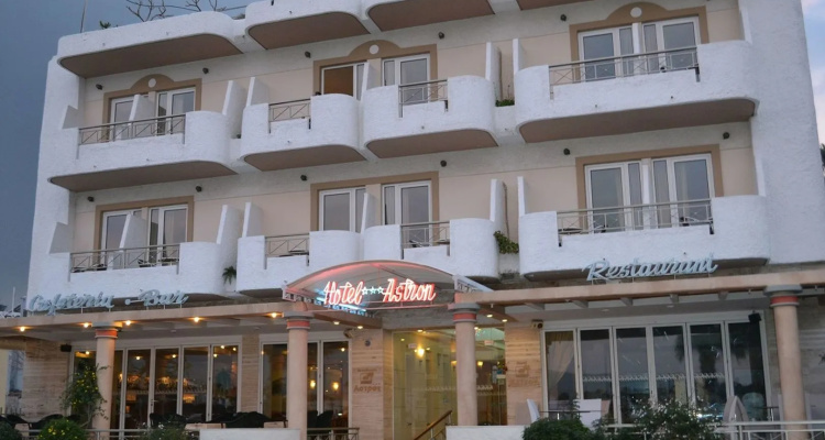 Astron Hotel