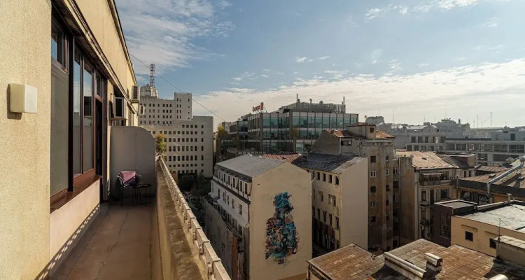 Spacious 3br Atrium Penthouse, Balcony, Cismigiu