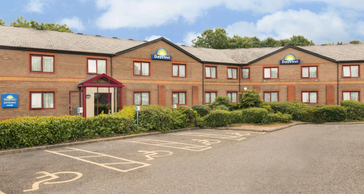 Days Inn by Wyndham Magor — Wyndham hotel