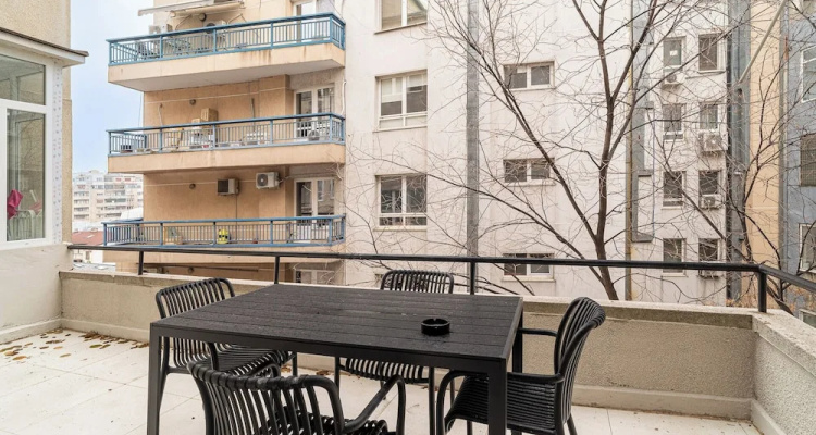Loggia & Luxe 4br Penthouse In Universitatii Area
