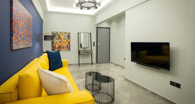 Liv Comfortable Designer Apt In Lycabettus