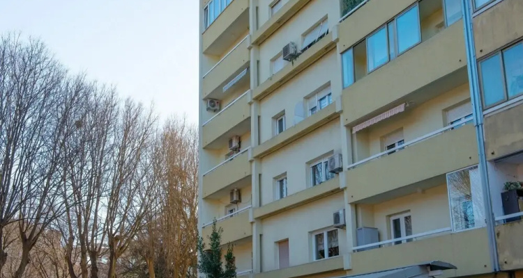 Apartment Point