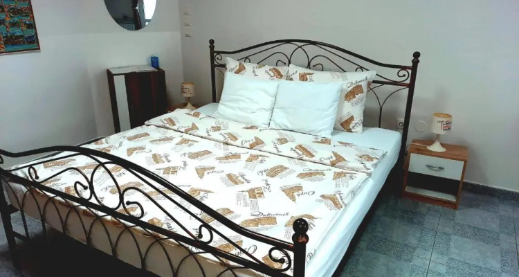 Studio Apartment David
