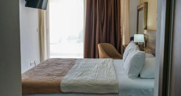 Hotel & Beach Club  Mediterraneo Liman