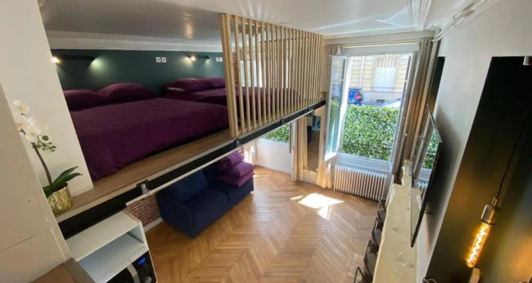 Beautiful Mini Loft Near Saint-lazare