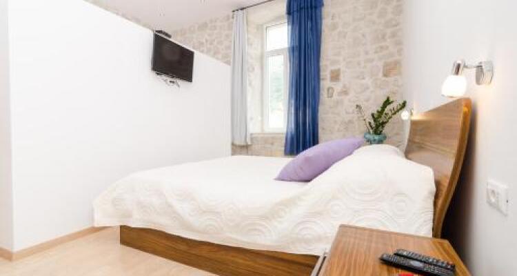 Apartment City Lights