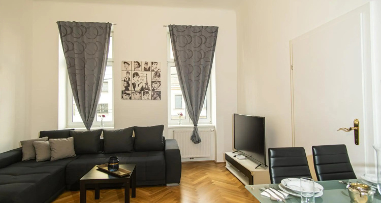 Raimond Apartment