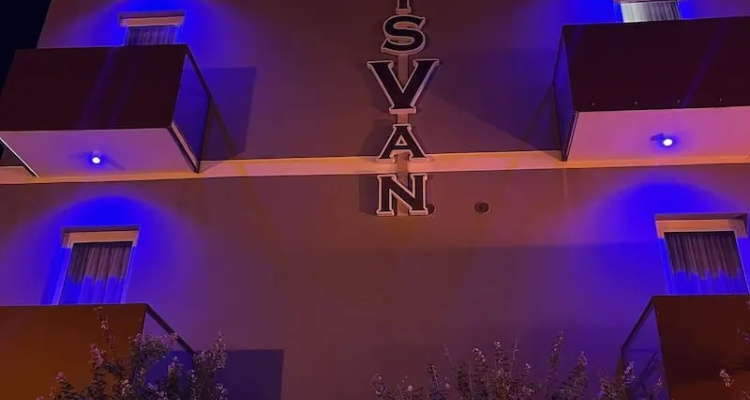 Hotel Crisvan