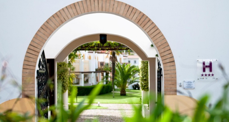Luz Bay Hotel