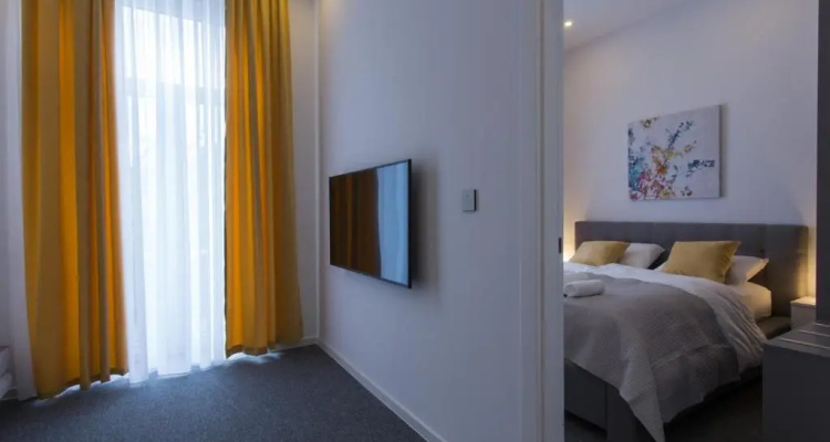 Elenas Rooms & Apartment