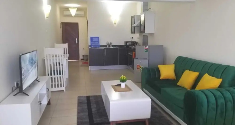 Lux Suites Golden Sun Studio Apartments