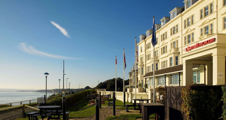 Bournemouth Highcliff Marriott Hotel — Marriott hotel
