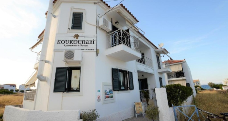 Koukounari Apartments