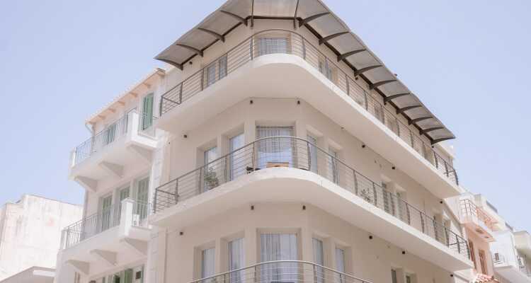 Planis Str Urban Suites