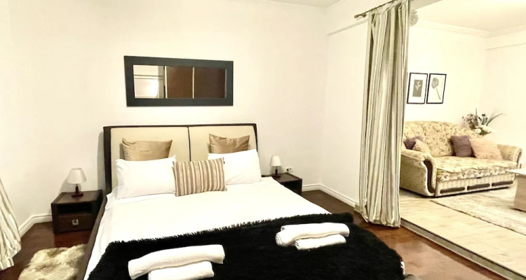 Baroq Central City Apartment