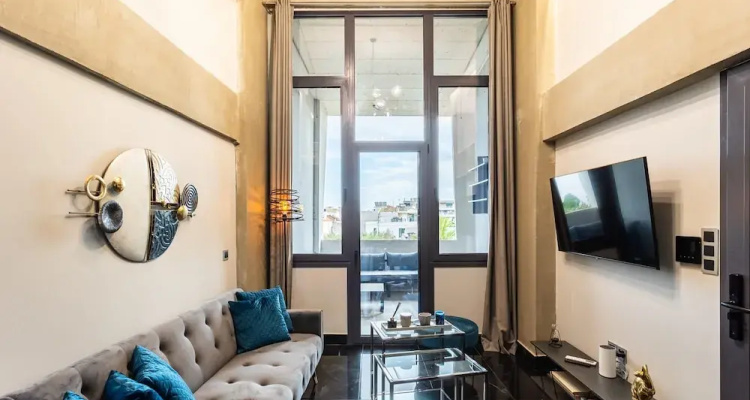 Ventiri Lofts Cozy Penthouse With Balcony