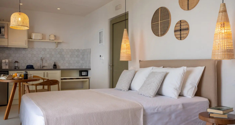 Thea Luxury Suites