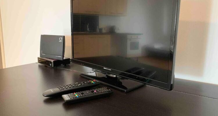 Modern Flat Incl Parking, Near Metro U1