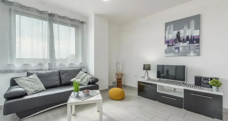 Apartments Kimi