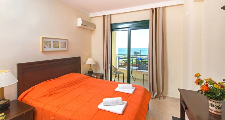 Theretra Kiotari Villas