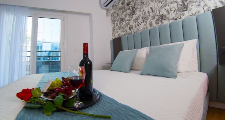 Phaedrus Living Modern Kriel Suites 103