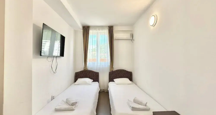 Hotel Lobo