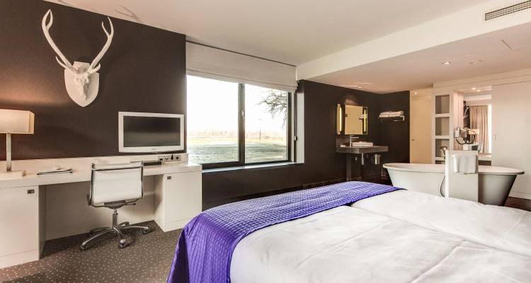 Van der Valk Hotel Apeldoorn - De Cantharel — Van der Valk hotel