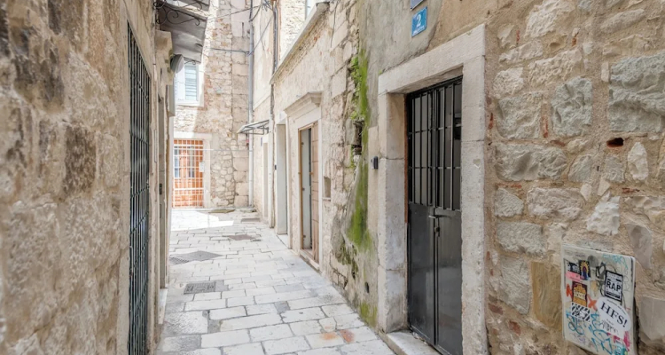 Emperor Suite Beyond Timeless