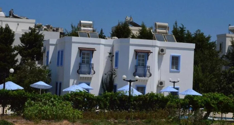 Ege Apartments