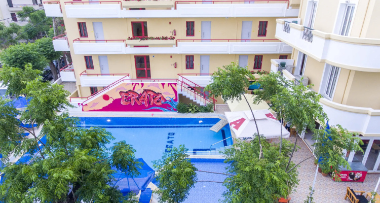 Erato Studios & Apartments