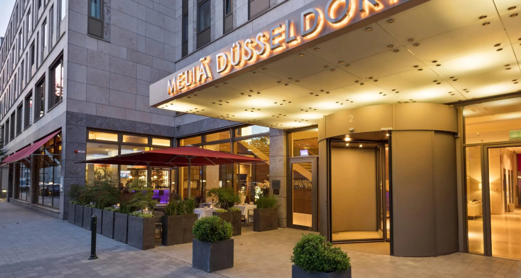 Meliá Düsseldorf — Melia hotel