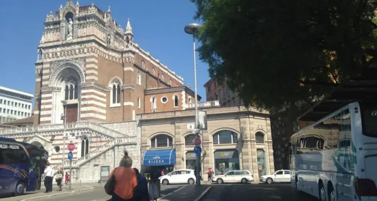 Studio Apartment Diana