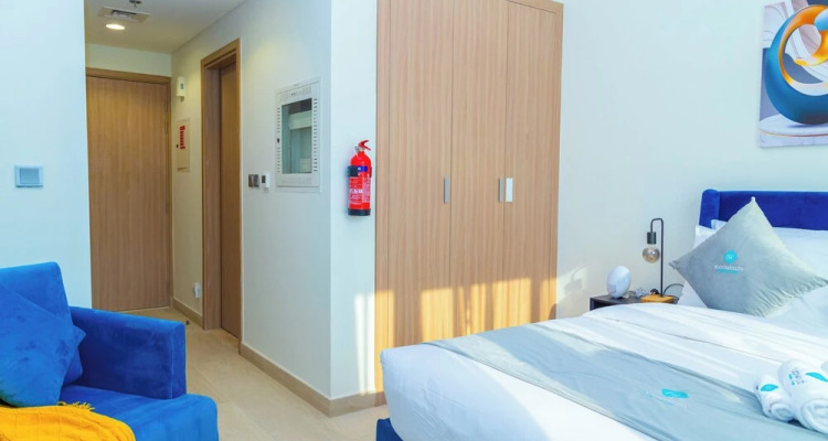 Bloomfields Cozy Stu In Azizi Riviera