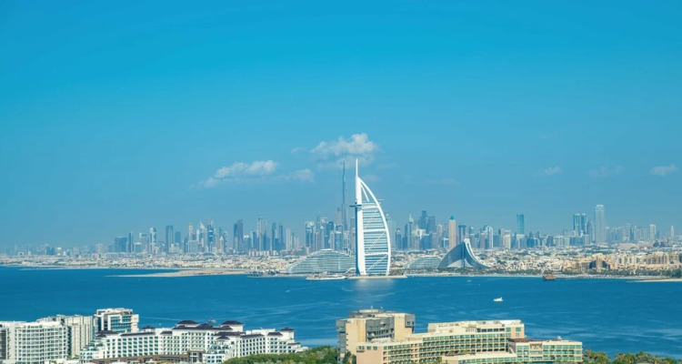 Lux Iconic Views At Palm Tower Studio 2, Dubai