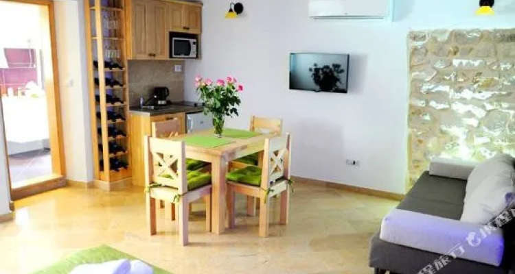 Diocletian Wine Apartment