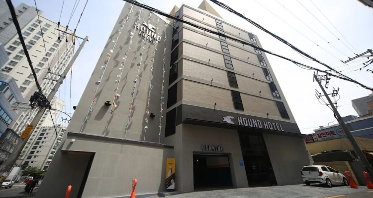 Hound Hotel Sajik Minam Station