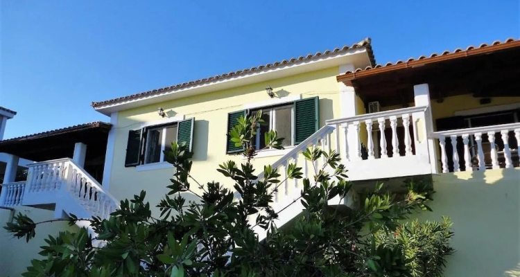 Tonia Apartments