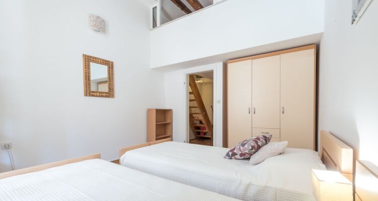 Apartment Old Writer