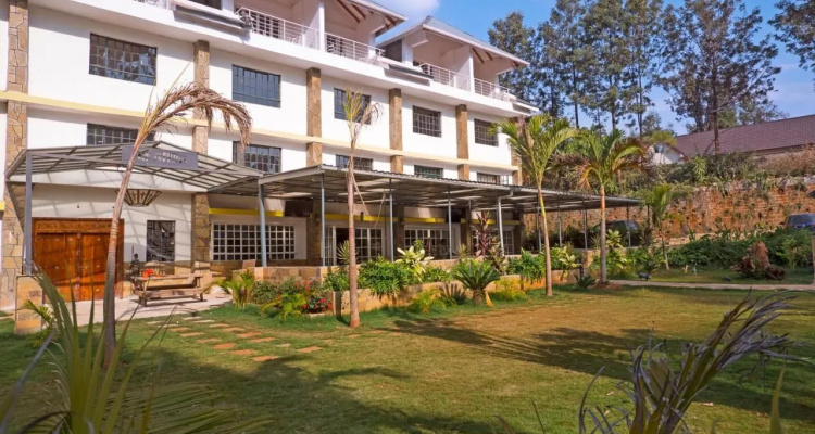 Hotel Tobriana