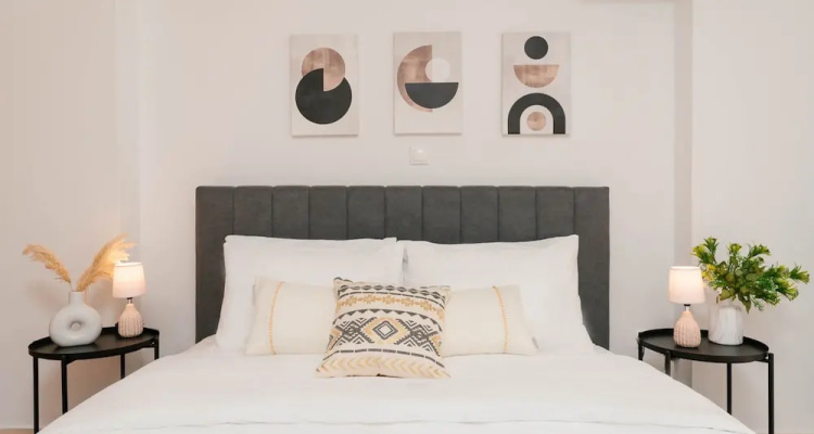 Phaedrus Living Cozy Flat Koukaki