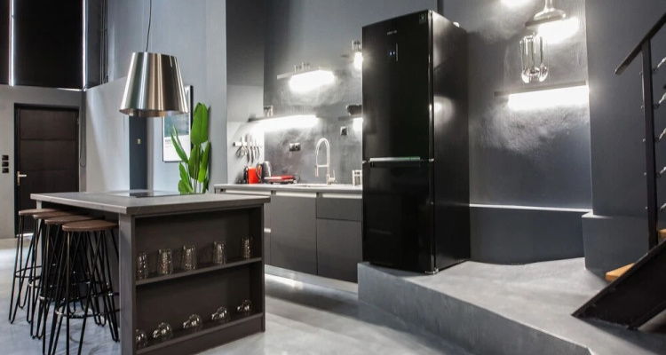 Modern Industrial Apt In Neos Kosmos