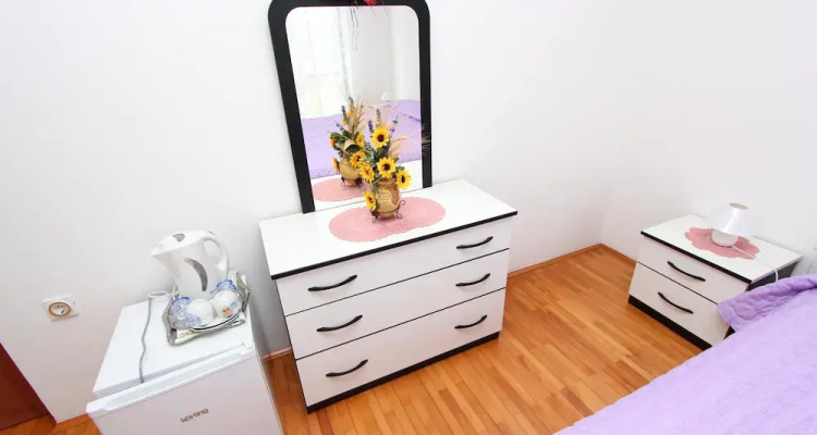 Rooms & Apartment Sanja