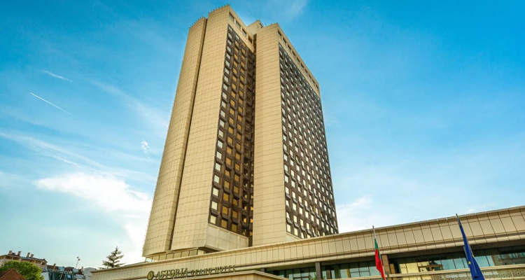 Astoria Grand Hotel