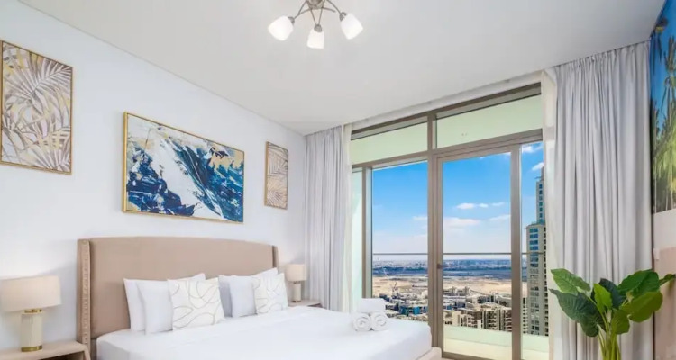 Lux The Palace Residence Suite 2